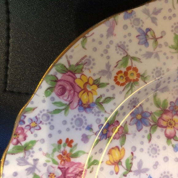 ROYAL WINTON ELEANOR CHINTZ DESSERT PLATE 6.5” D PINK PURPLE GOLD RIM ENGLAND - Picture 7 of 12